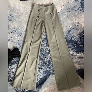 Green Fashion Nova Dress Pants with buttons